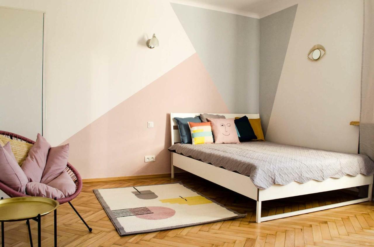 New Life Apartment Next To Metro Station Warsaw Luaran gambar