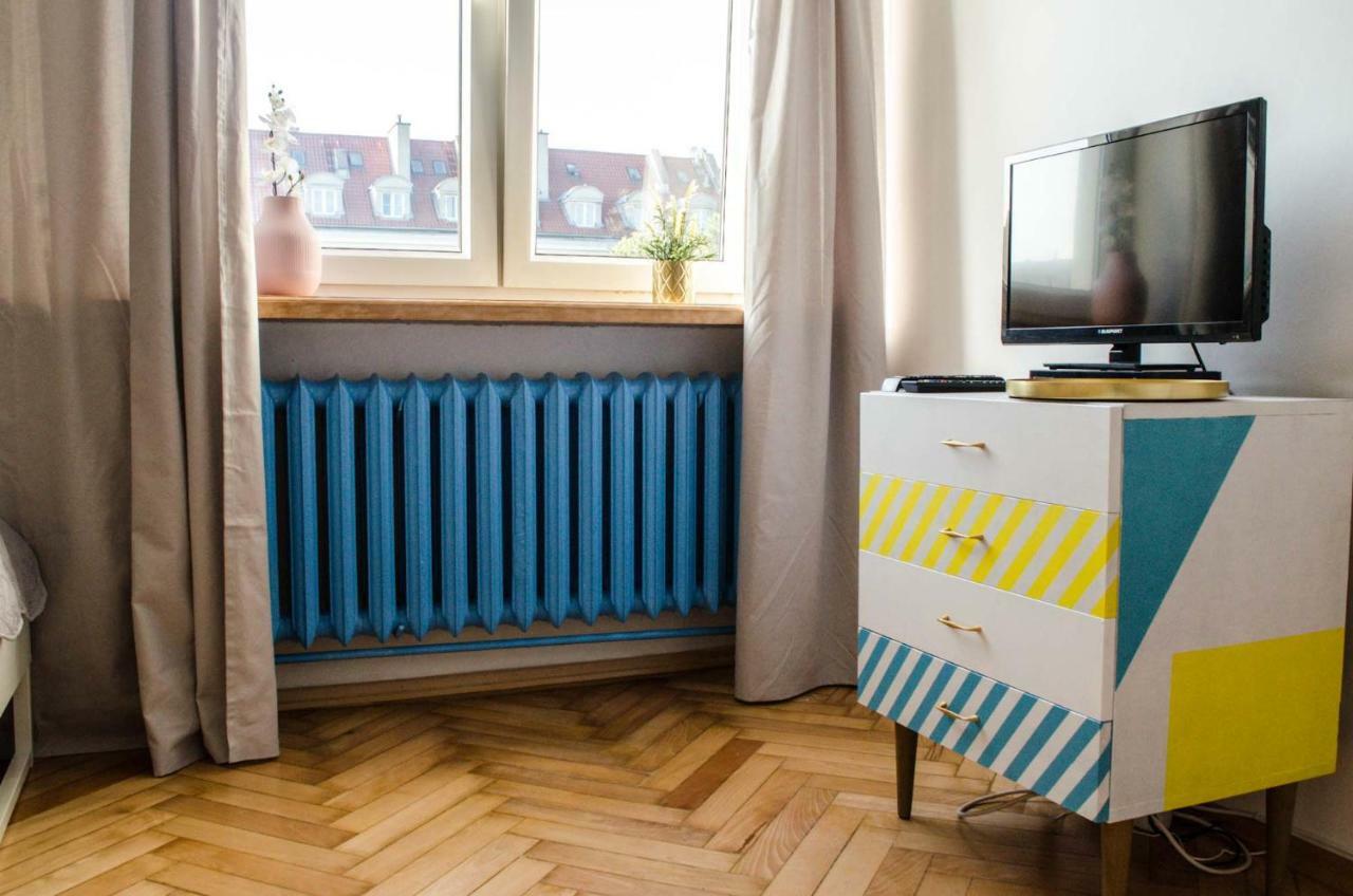 New Life Apartment Next To Metro Station Warsaw Luaran gambar