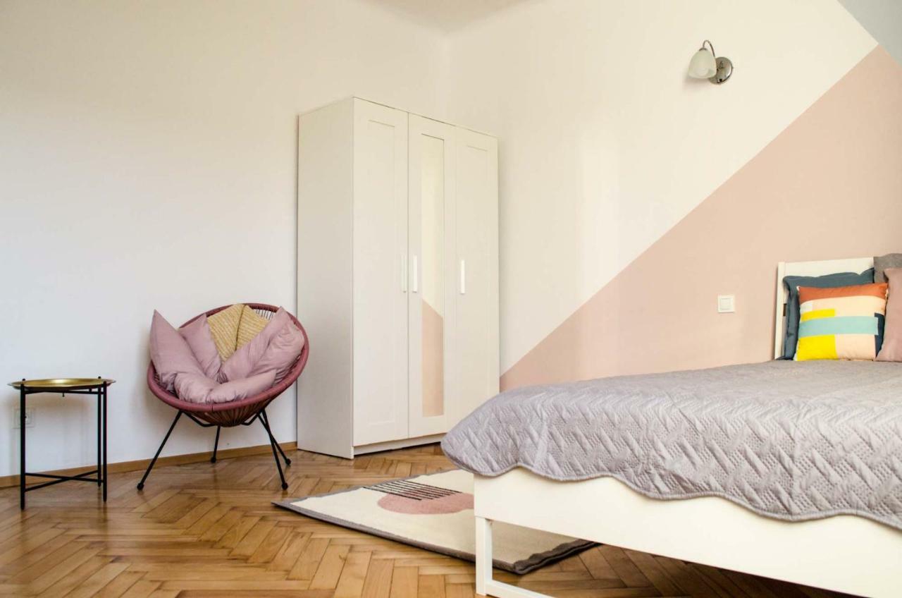 New Life Apartment Next To Metro Station Warsaw Luaran gambar